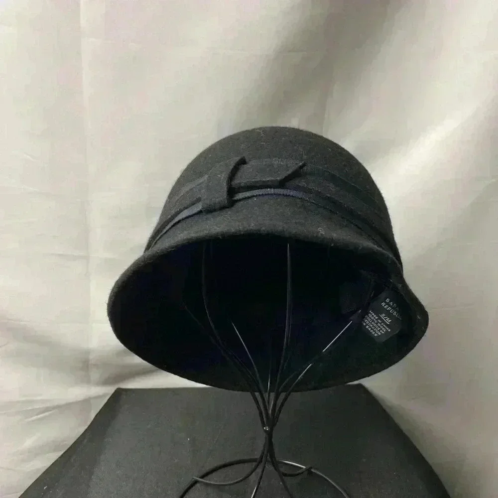BANANA REPUBLIC WOMENS S/M BLACK WOOL  DOWNTON ABBEY STYLE HAT  VINTAGE‎ LOOK
